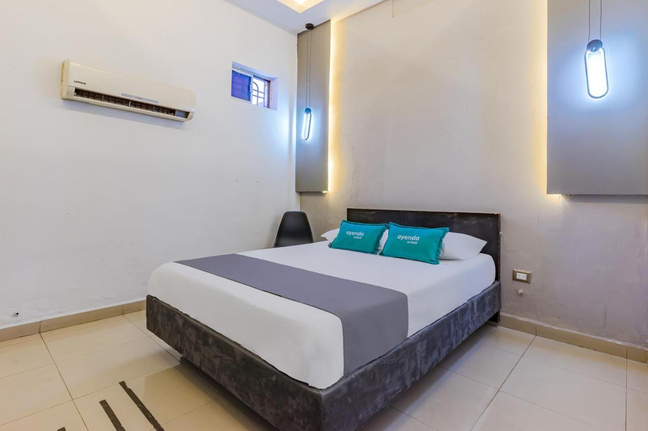 Ayenda Blue Cristal Otel Monterrey Dış mekan fotoğraf