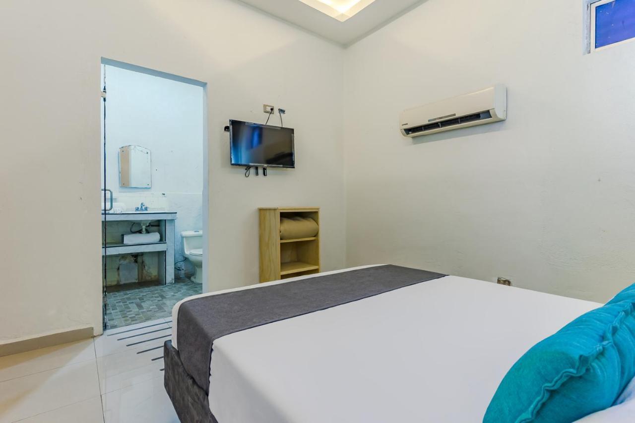 Ayenda Blue Cristal Otel Monterrey Dış mekan fotoğraf