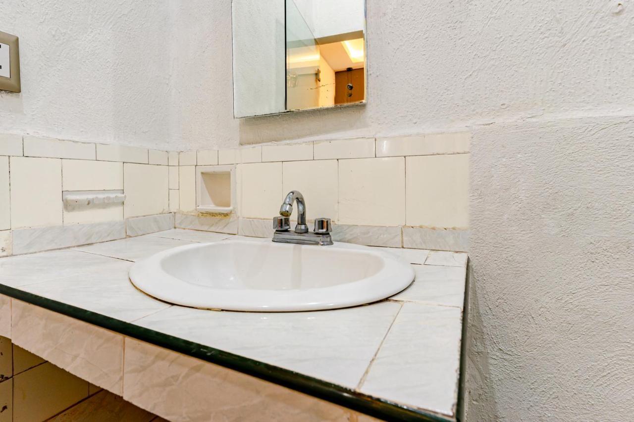 Ayenda Blue Cristal Otel Monterrey Dış mekan fotoğraf